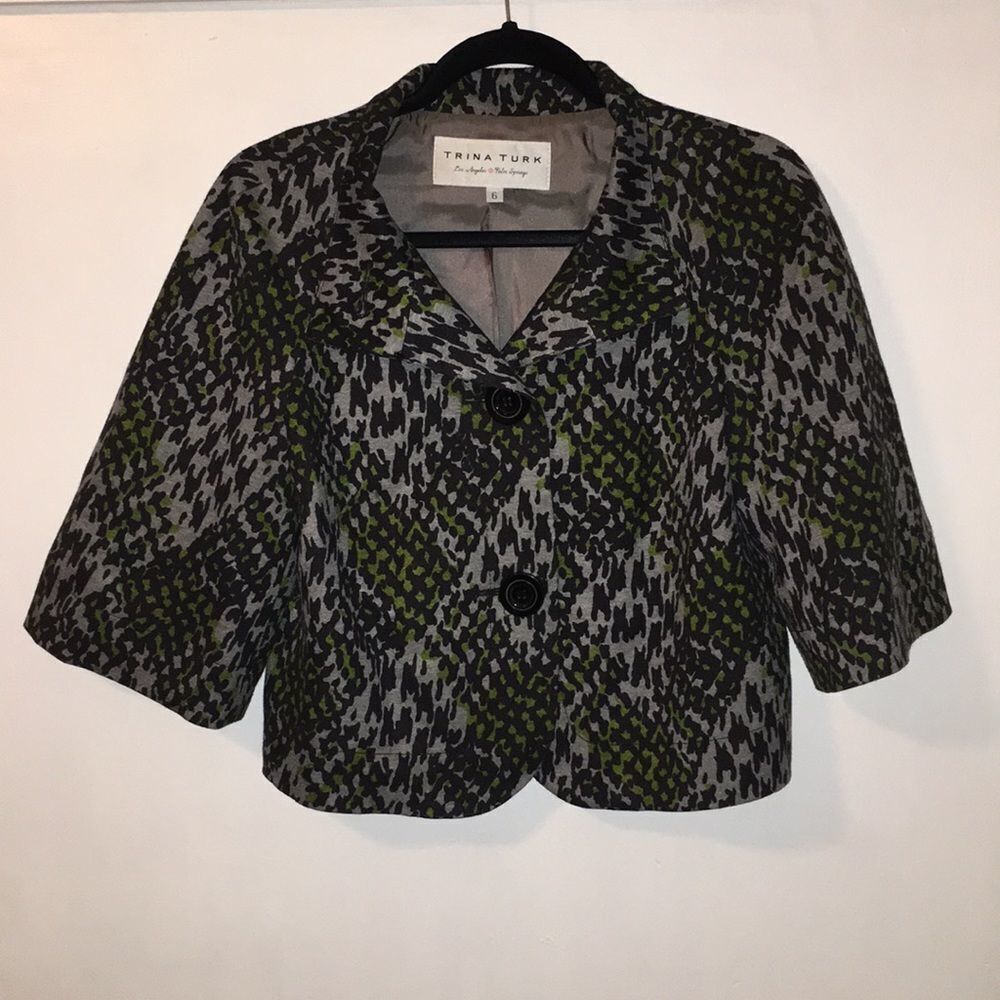 Trina Turk 2 Piece Skirt Suit Set - snake print - Picture 4 of 8